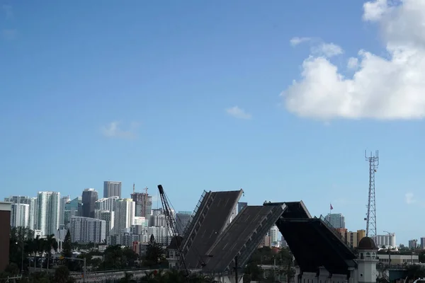 Miami Noviembre 2018 Miami Florida Congestiona Las Carreteras Con Muchos — Foto de Stock