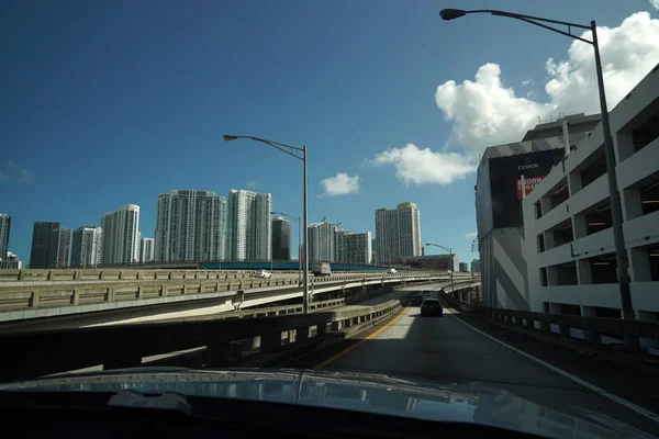 Miami Noviembre 2018 Miami Florida Congestiona Las Carreteras Con Muchos — Foto de Stock