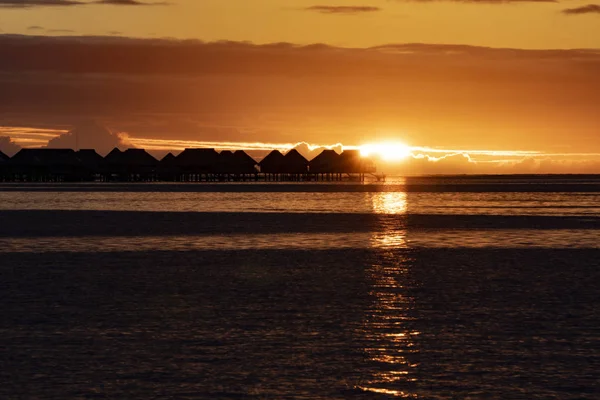 Moorea Island Overwater Bungalows Wonderful Sunset French Polynesia Landscape — Stock Photo, Image