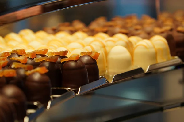 Svájci Csokoládé Cukorka Kijelzőn — Stock Fotó