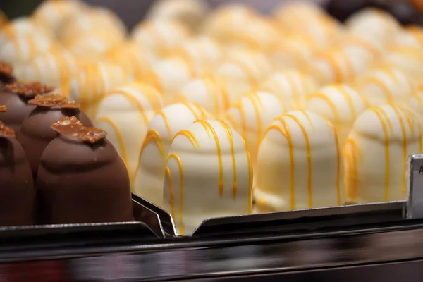 Svájci Csokoládé Cukorka Kijelzőn — Stock Fotó