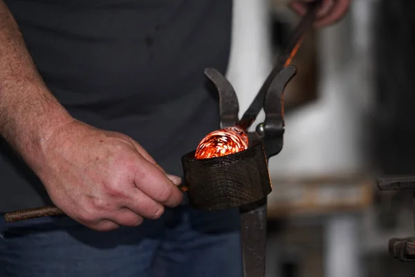 Glass Blow Factory Detail Work — Stock Photo, Image