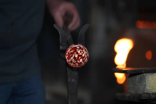 Glass Blow Factory Detail Work — Stock Photo, Image