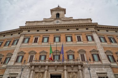 Palazzo montecitorio, Roma ve İtalyan milletvekilleri odası koltuk Saray gibi