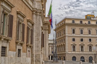 Palazzo montecitorio, Roma ve İtalyan milletvekilleri odası koltuk Saray gibi