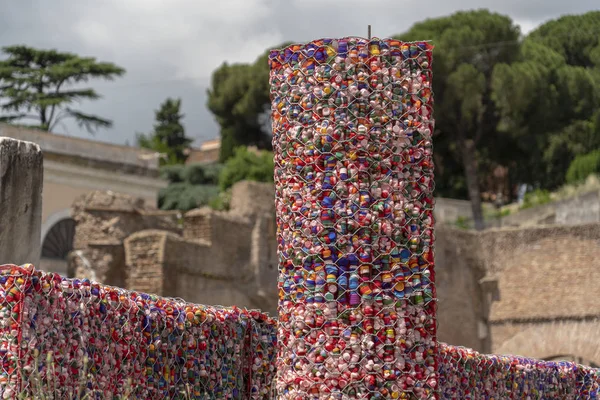 Torre Tapón Plástico Refrescos Hecha Muchos Los Foros Imperiales Roma — Foto de Stock