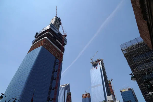 Arranha-céus de nova york em construção — Fotografia de Stock
