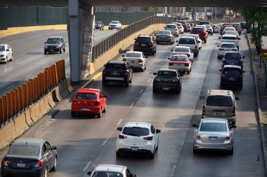Mexico City, Meksika - 3 Şubat 2019 - Meksika metropolis nüfuslu mexico city sokak vardır her gün 25'ten fazla milyonlar ile bir trafik sıkışması