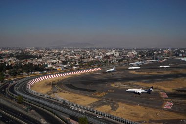 Mexico City, 3 Şubat 2019 - Meksika city havaalanına bir uçak ile en çok trafik dünyada