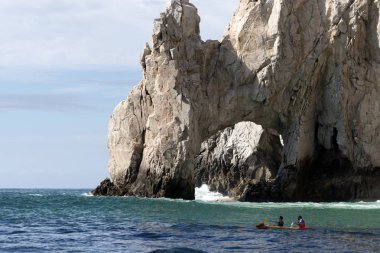 Cabo San Lucas, Meksika - 1 Şubat 2019 - Baja California tropik cennet turistik birçok su aktiviteleri verir. Tekne turu, balina izlerken, kayak, yamaç paraşütü, Dalış.