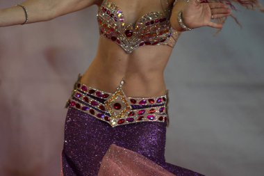 Oryantal dansöz güzel hareket