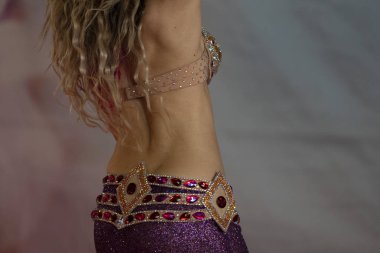 Oryantal dansöz güzel hareket