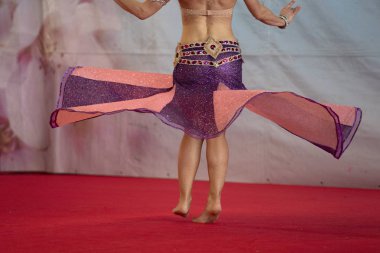 Oryantal dansöz güzel hareket