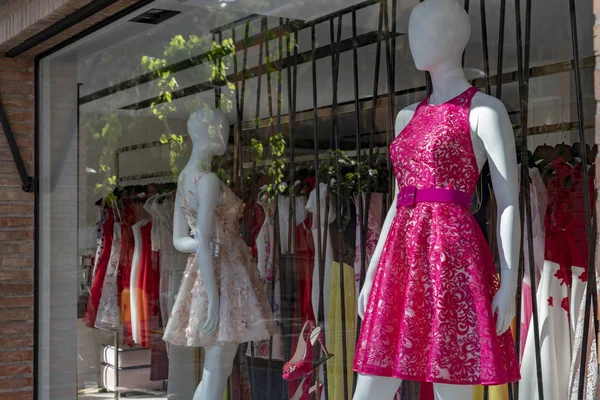 Summer woman dress boutique shop window european style — Stock Photo, Image