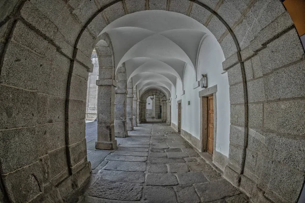 Eskitorický klášter poblíž madridského Španělska — Stock fotografie
