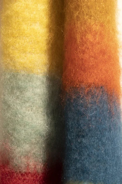 Muchos colores bufanda de lana detalle hecho a mano —  Fotos de Stock