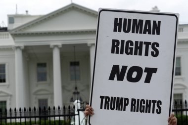 Washington Dc, ABD - 26 Nisan 2019 - Beyaz Saray'da Trump'a Karşı Gösteri