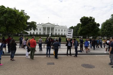 Washington Dc, ABD - 26 Nisan 2019 - Beyaz Saray'da Trump'a Karşı Gösteri