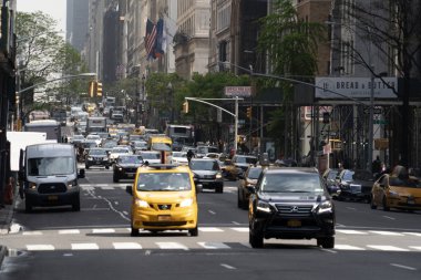 New York, Abd - 5 Mayıs 2019 - Şehir sokakları trafik sıkışıklığı