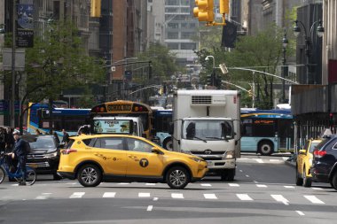 New York, Abd - 5 Mayıs 2019 - Şehir sokakları trafik sıkışıklığı