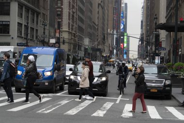New York, Abd - 5 Mayıs 2019 - Şehir sokakları trafik sıkışıklığı