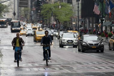 New York, Abd - 5 Mayıs 2019 - Şehir sokakları trafik sıkışıklığı