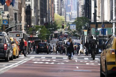 New York, Abd - 5 Mayıs 2019 - Şehir sokakları trafik sıkışıklığı
