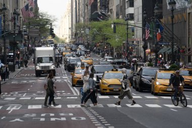 New York, Abd - 5 Mayıs 2019 - Şehir sokakları trafik sıkışıklığı