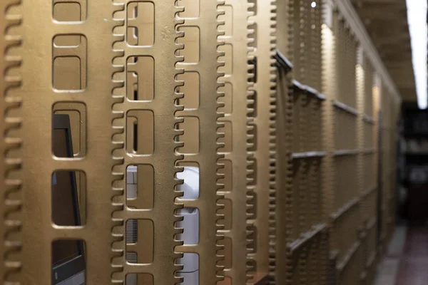 USA altes Archivregal Detail — Stockbild Ein altes Archivregal — Stockfoto