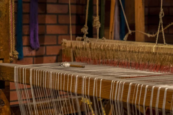 Staré antické loom tkaní šicí stroj detail — Stock fotografie