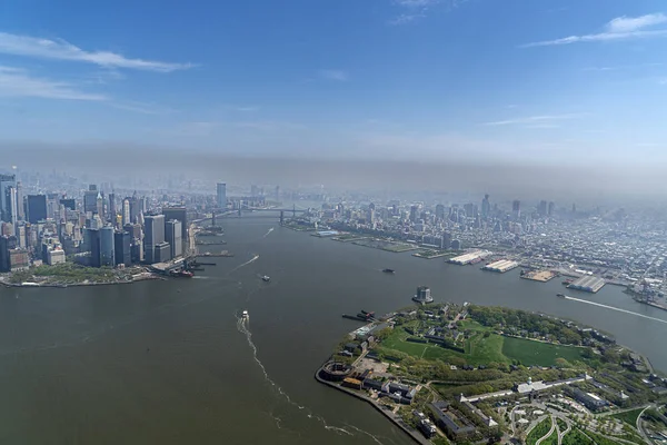 Isla Gobernador y Nueva York vista aérea de Manhattan —  Fotos de Stock
