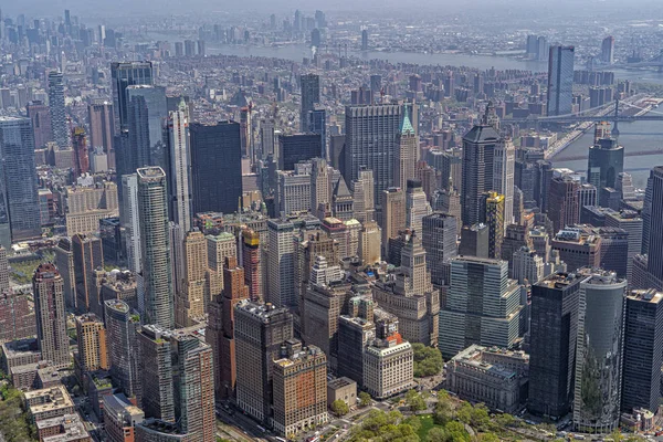 Nueva York hacia abajo vista aérea de Manhattan — Foto de Stock