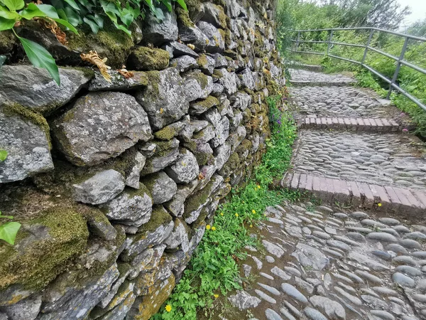 İtalya cinque terre eski taş duvar yolu — Stok fotoğraf