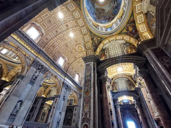 Rome Vatican Saint Peter Church interior — Stock Photo, Image