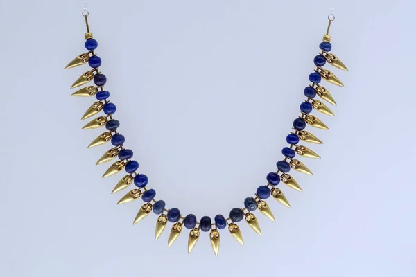 Detalle de collar de oro estilo etrusco —  Fotos de Stock