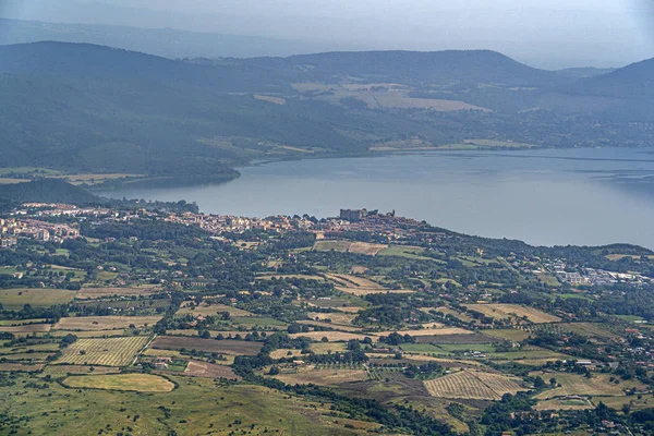 Bracciano jezioro Włochy antena widok — Zdjęcie stockowe