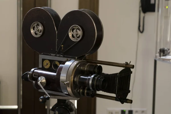 Lumiere Brothers första filmkamera — Stockfoto