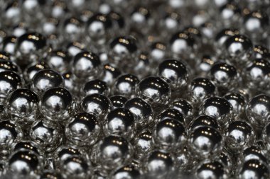 gümüş topları küreler çok