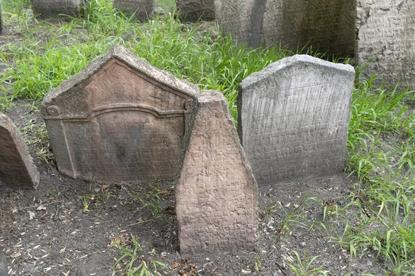 Ancien cimetière juif à prague — Photo