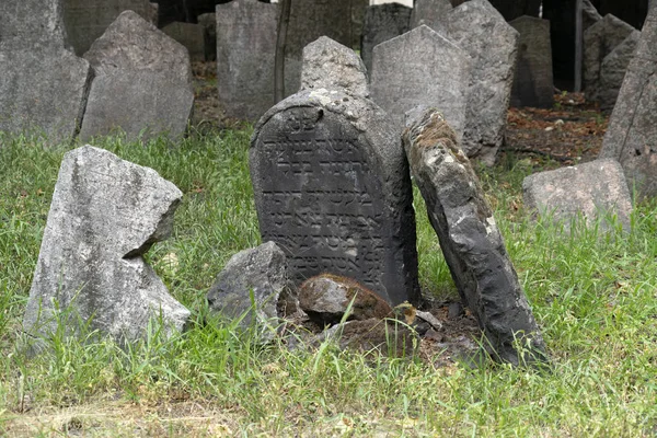 Antiguo cementerio judío en Prague —  Fotos de Stock