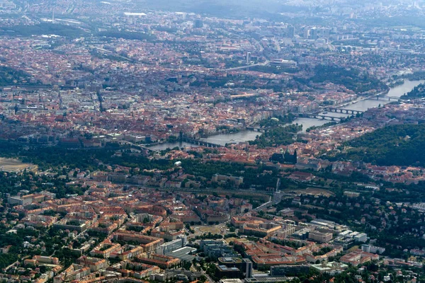 Praga vista aérea panorama — Fotografia de Stock