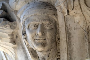 doge ducal saray venedik başkenti sütun wayside heykel detay