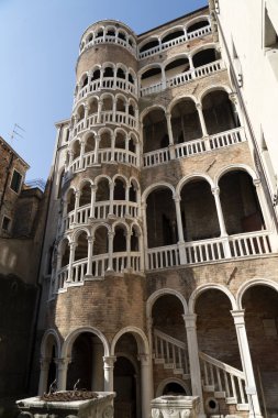 Contarini del Bovolo saray venedik merdiven