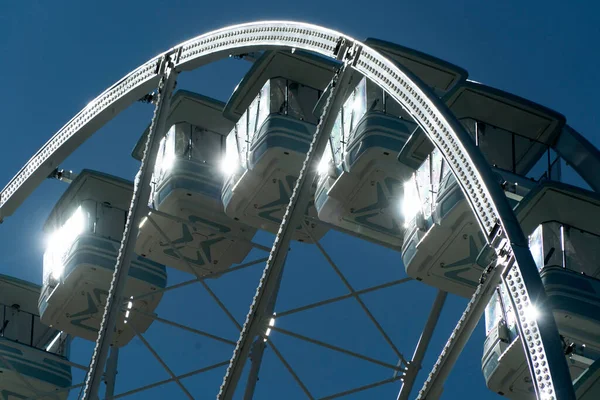 Panorama Pariserhjul Stor Hjuldetalj Molnig Himmel Bakgrund — Stockfoto