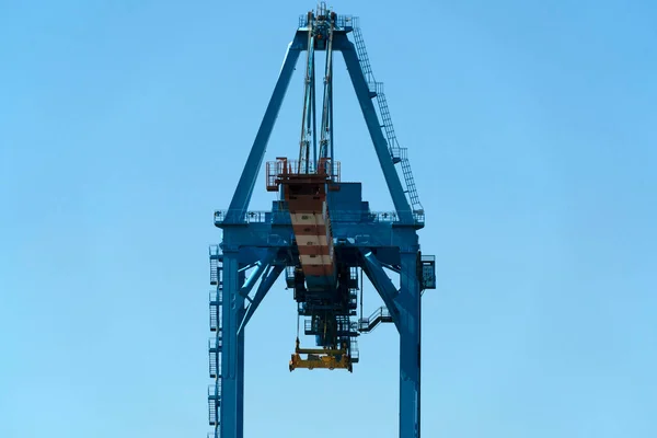 Posto Lavoro Portuale Con Container Nave Gru — Foto Stock