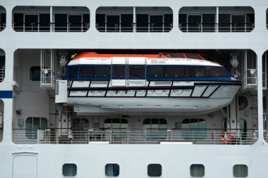 Gezinti gemisi vinç detaylarını kapatın.