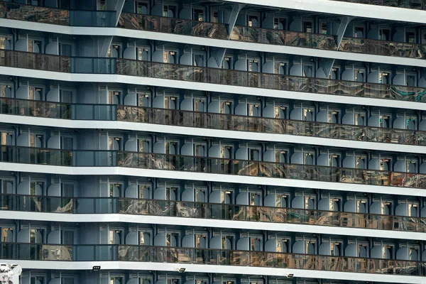 Luxus Kreuzfahrtschiff Kabinenfenster Balkon Detail — Stockfoto
