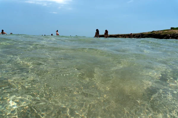 Noto Italia Julio 2020 Playa Calamosche Está Llena Personas Sin —  Fotos de Stock