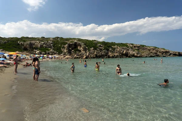 Noto Italia Julio 2020 Playa Calamosche Está Llena Personas Sin — Foto de Stock