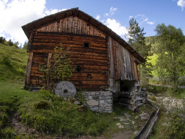 Vodní Mlýn Údolí Dolomitech Hory Itálie Longiaru Badia Údolí — Stock fotografie